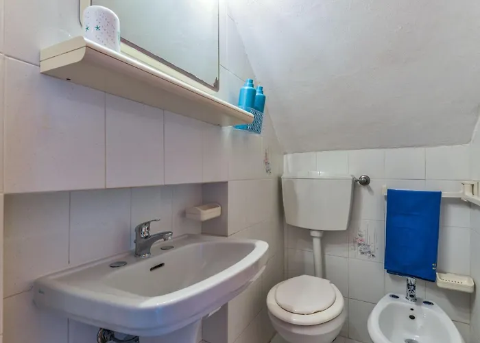 Appartamento La Paradisa-2 By Interhome *